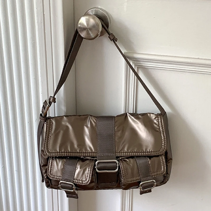 Versatile Silver Shoulder Bag PU Underarm Bag Handbag Perfect for Daily Use 066F