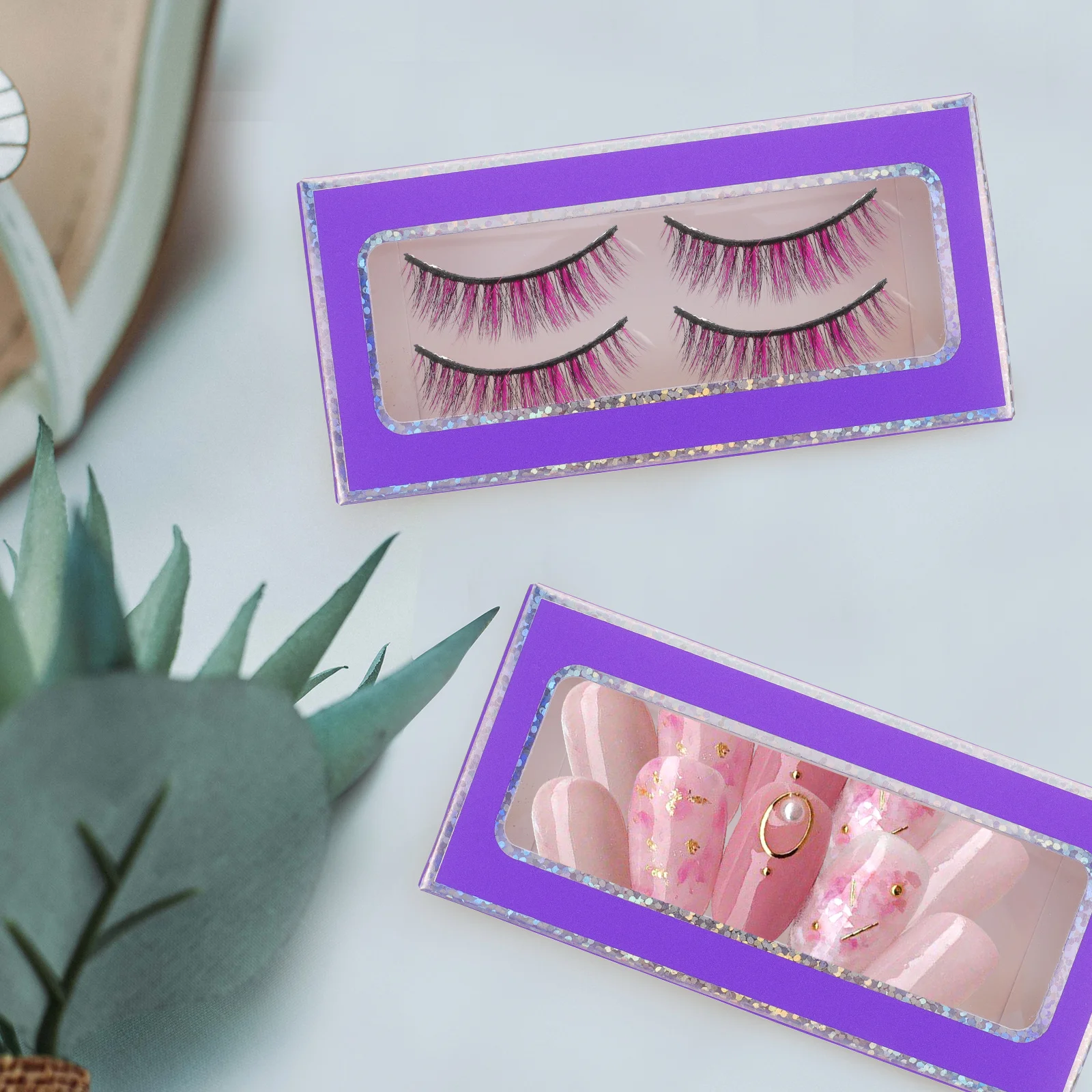 กล่องเก็บเล็บปลอม 12 ชิ้น ทนทาน พกพาสะดวก สำหรับเก็บปลายเล็บปลอม ขนตาปลอม คริสตัล กล่องจัดระเบียบเล็บปลอมแบบกดติด