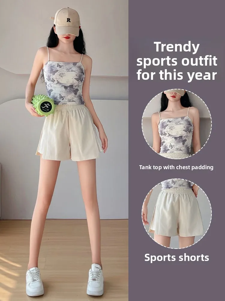 

Женский комплект спортивной одежды для фитнеса и йоги: быстросохнущие шорты и майка для утренних пробежек, полиэстер