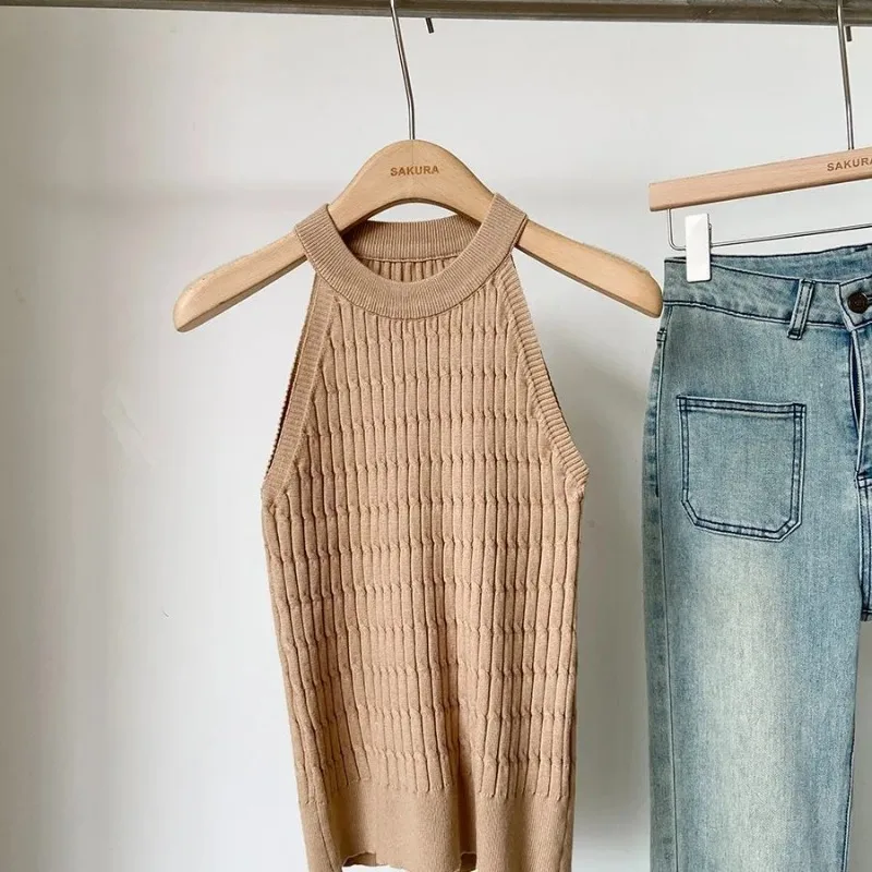 Women's Halter Neck Knit Top Textured Ribbed Slim Fit Sleeveless Casual Top