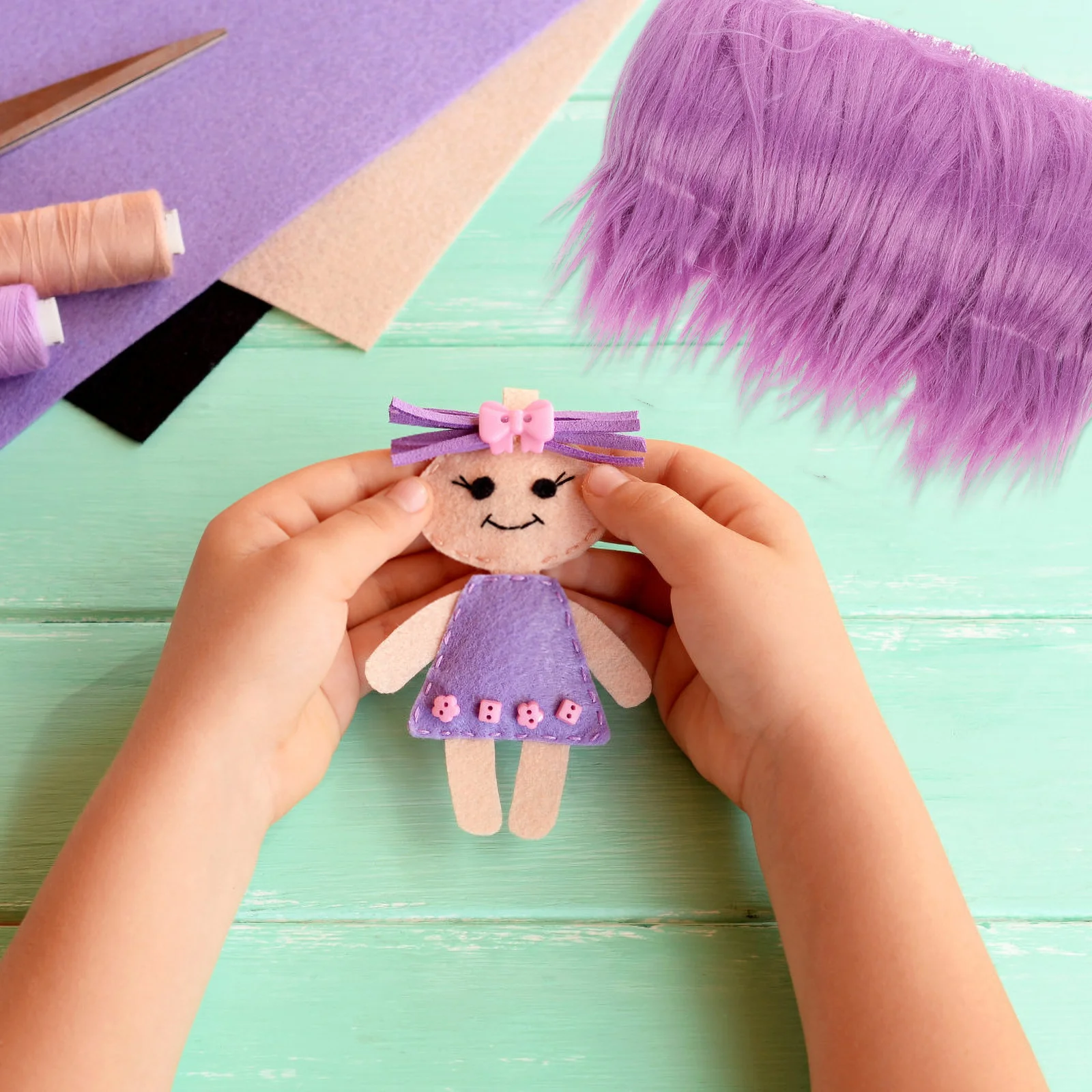 

4Pcs Faux Fabric Set Shaggy Acrylic Polyester DIY Home Decor Costume Gnome Beard Craft Faux Fur Fur Fabric DIY Supply