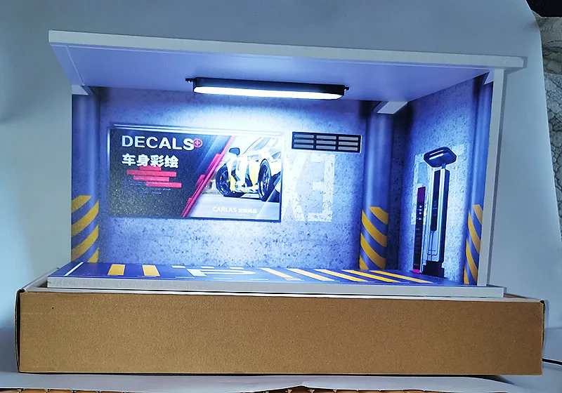 Diorama-Garagen-Vitrine im Maßstab 1:18, LED-Licht-Simulations-Parkplatz-Szenenmodell, staubdichte Ausstellungsbox für die Sammlung von Druckgussautos – Detail 12