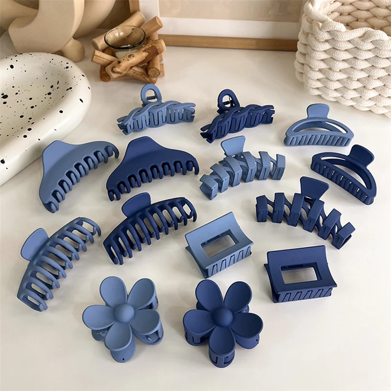 New Fashion Blue Korean Hair Clip Large Size Hair Claw Clip Frosted Crab Hair Clips Hairpins Barrette for Women Hair Accessories