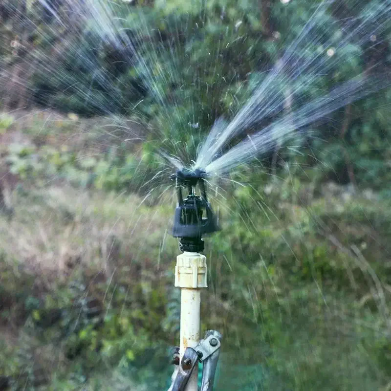 Plastic Rotary Watering Sprinkler Durable 360 Degree Wobbling Sprinklers Universal Garden Irrigation Nozzle