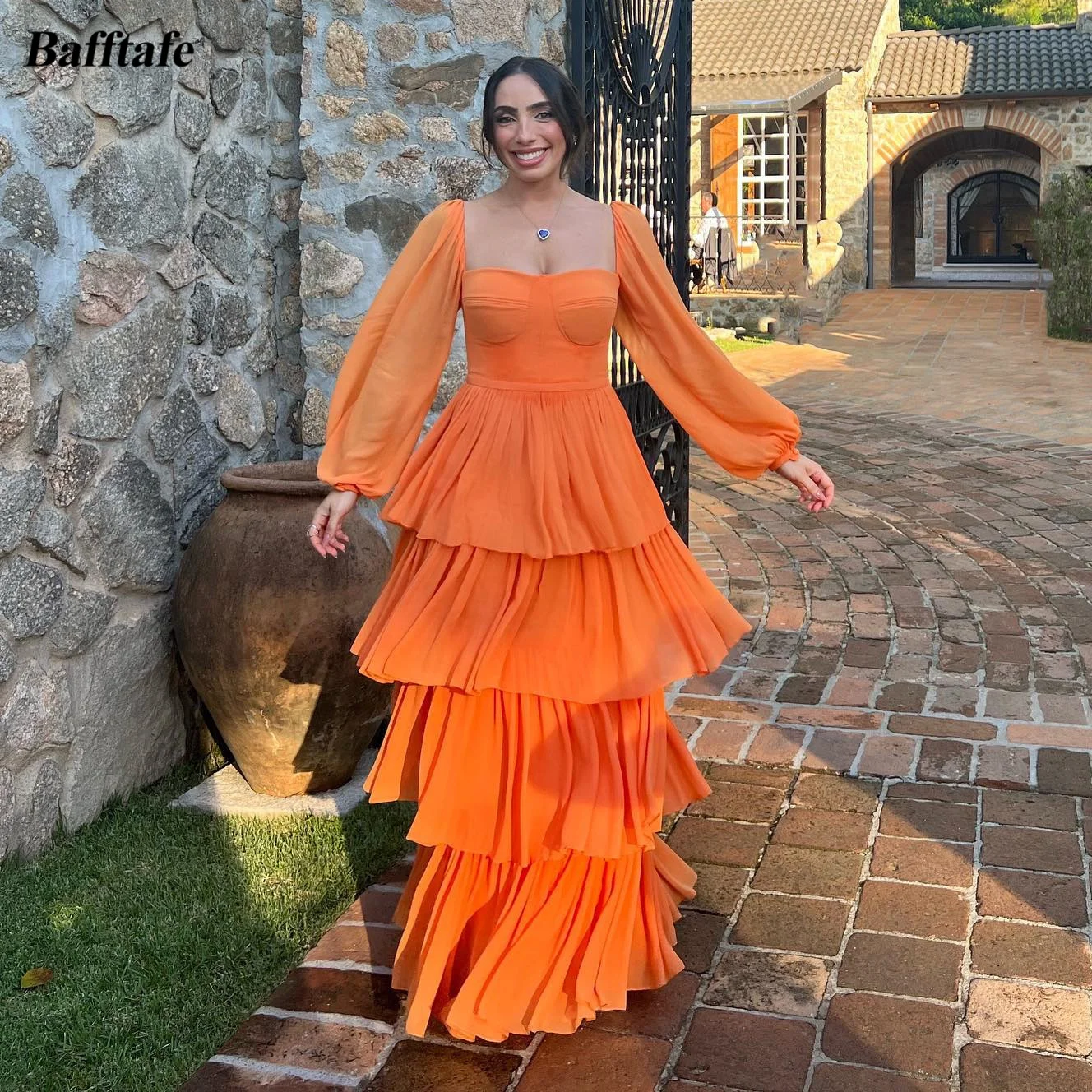 

Bafftafe Orange Chiffon Prom Dresses Long Sleeves Women Evening Gowns Tiered Skirt Special Celebrity Dress Formal Party Wear