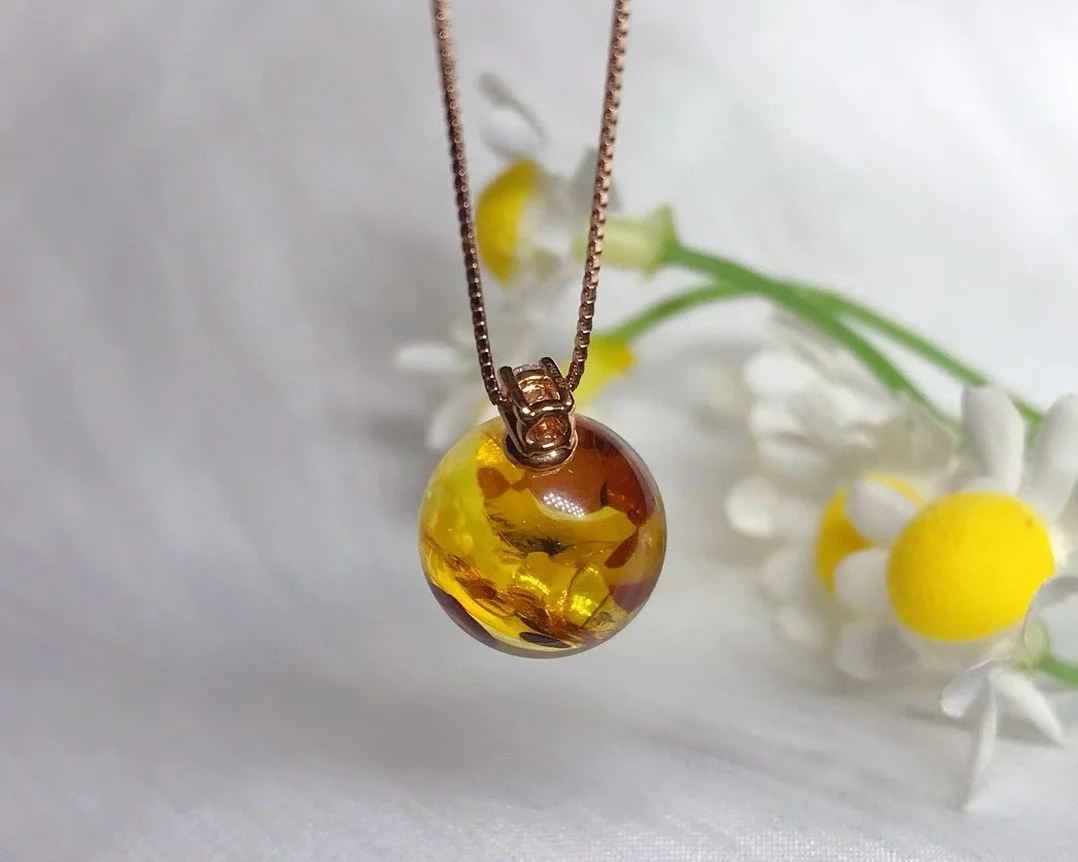 

18K Real Solid Gold AU750 Pendant Necklace With 12mm Natural Baltic Amber Moissanite Lucky Bead 925 Silver Chain Fine Jewelry