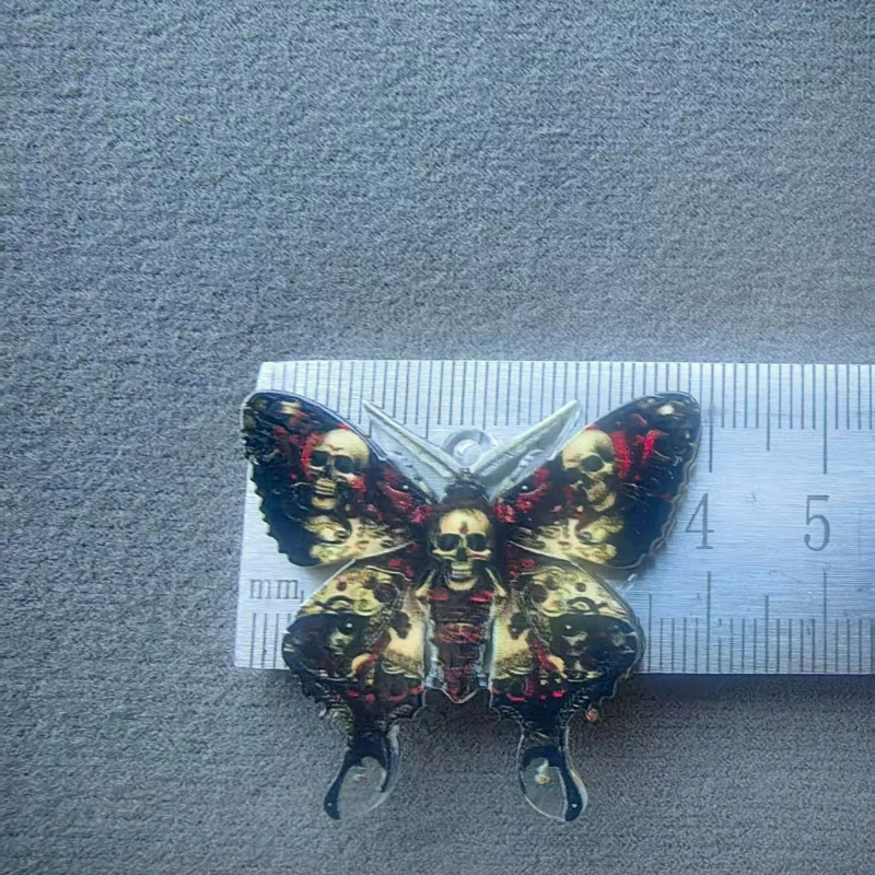 Gotik Koyu Kelebek Akrilik Kol - Butterfly Pendant Necklace incelemesi ve fiyatı