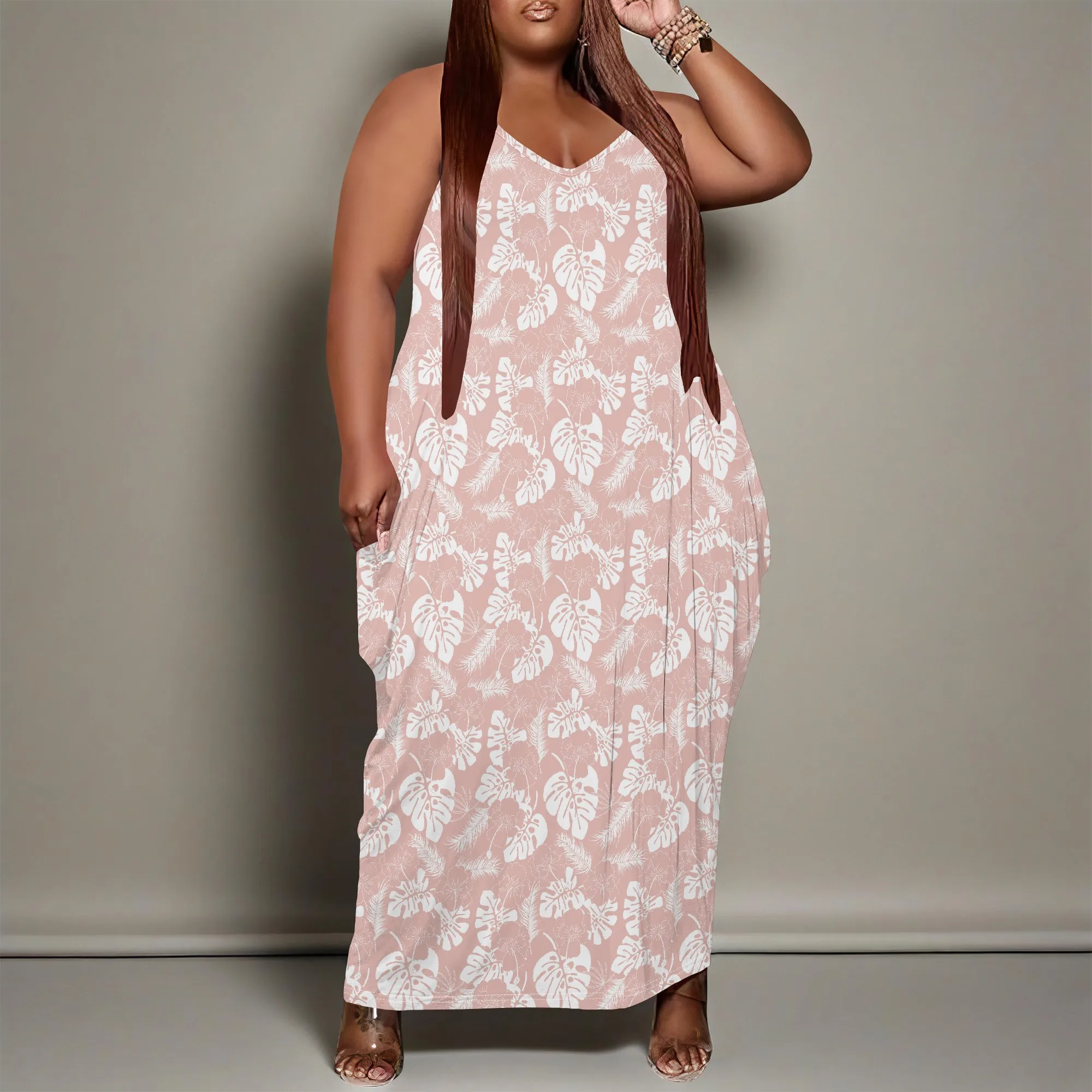 Рисунок 3 - Женское платье больших размеров с цветочным принтом