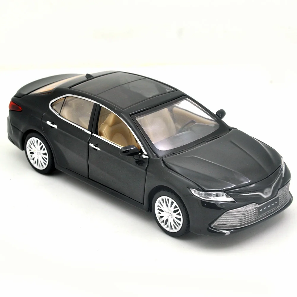 1/32For Toyota's eighth generation Camry die-casting metal alloy model car sound and light pull-back series children's toy gifts