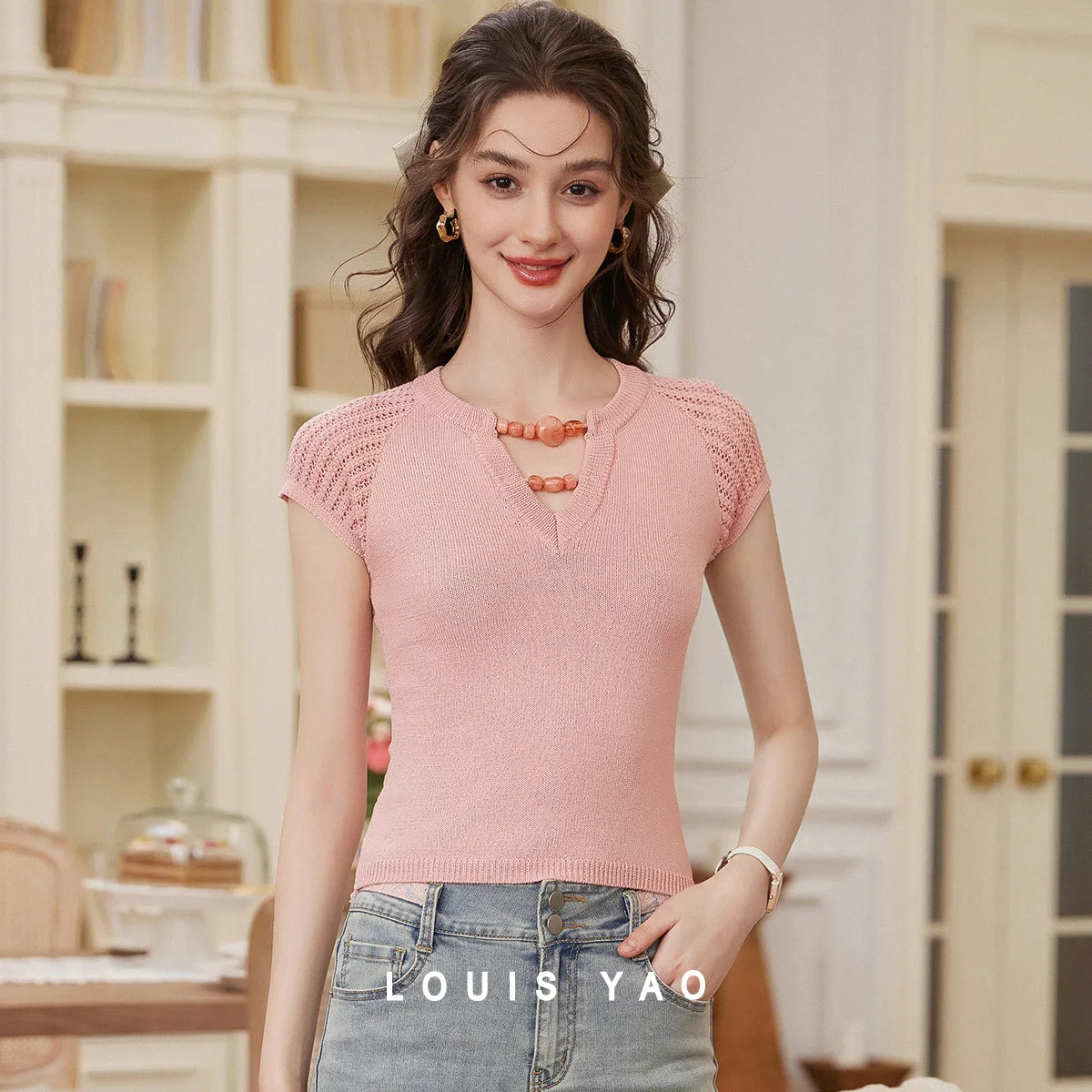 LOUIS YAO Bead-Embellished Short-Sleeve Knit Shirts 2026 Spring/Summer Retro French V-Neck Raglan Sleeve Women's Pullovers