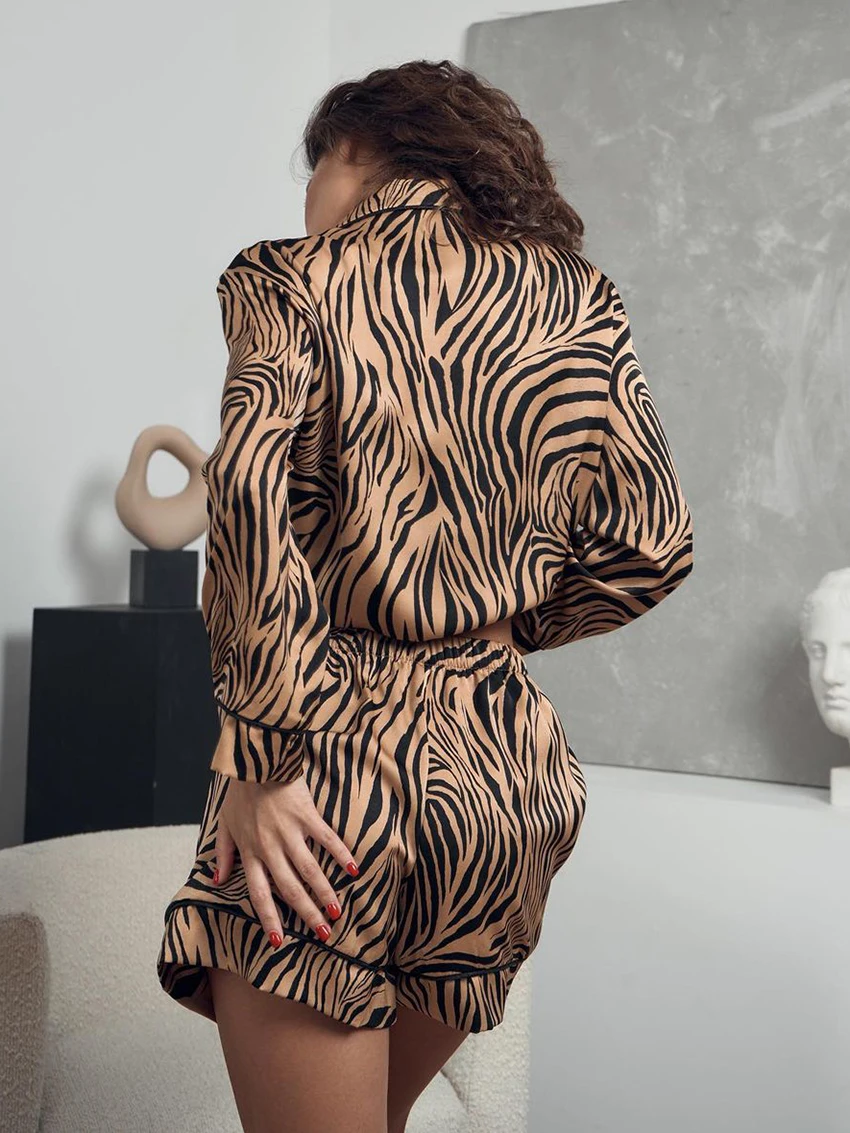 Marthaqiqi Fashion Ladies Pajamas Suit Sexy Turn-Down Collar Sleepwear Long Sleeve Nightgowns Shorts Casual Female Nightwear Set
