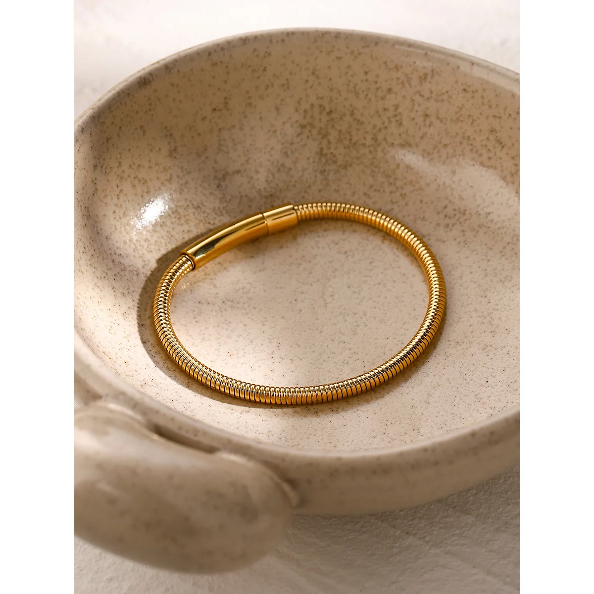

Stainless Steel PVD 18K Gold Plated Tarnish Simply Elestic Bracelet For Woman Jewelry Wholesale Summer Trendy