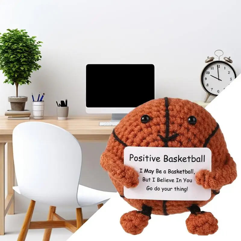 Boneca de lã artesanal criativa de basquete positivo com cartão de incentivo decoração de ornamento de mesa para aniversário e natal