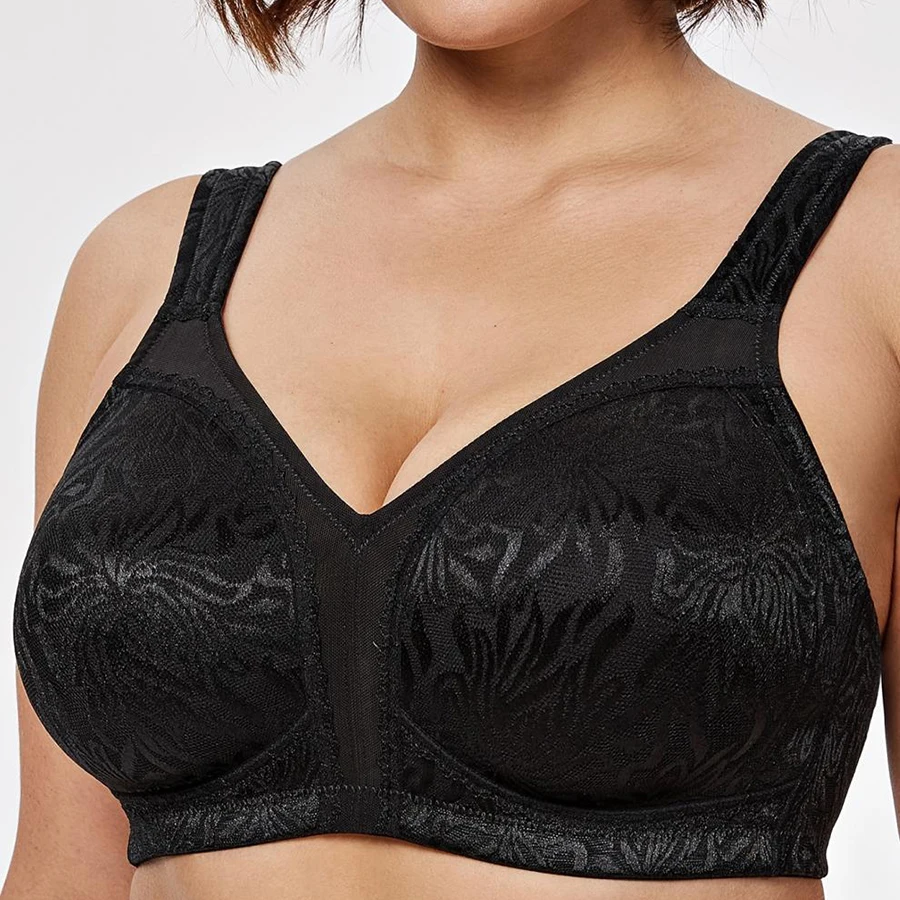 

‌Large Size Ultra-Thin Bra for Women Seamless Anti-Slip Chest-Minimizing Design‌ Plus Size Lingerie 36 38 40 42 44 C D E F