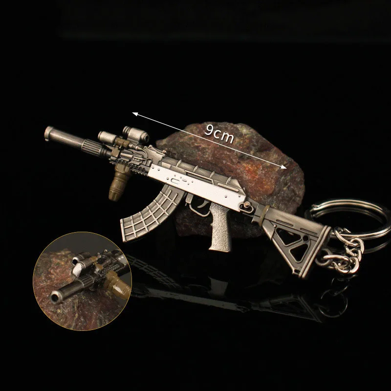 

9CM Mini Gun Model Keychain -SA110 Model Jewelry Weapon Metal Pendant Key Chain Bag Car Key Holders Gift For Kids Men