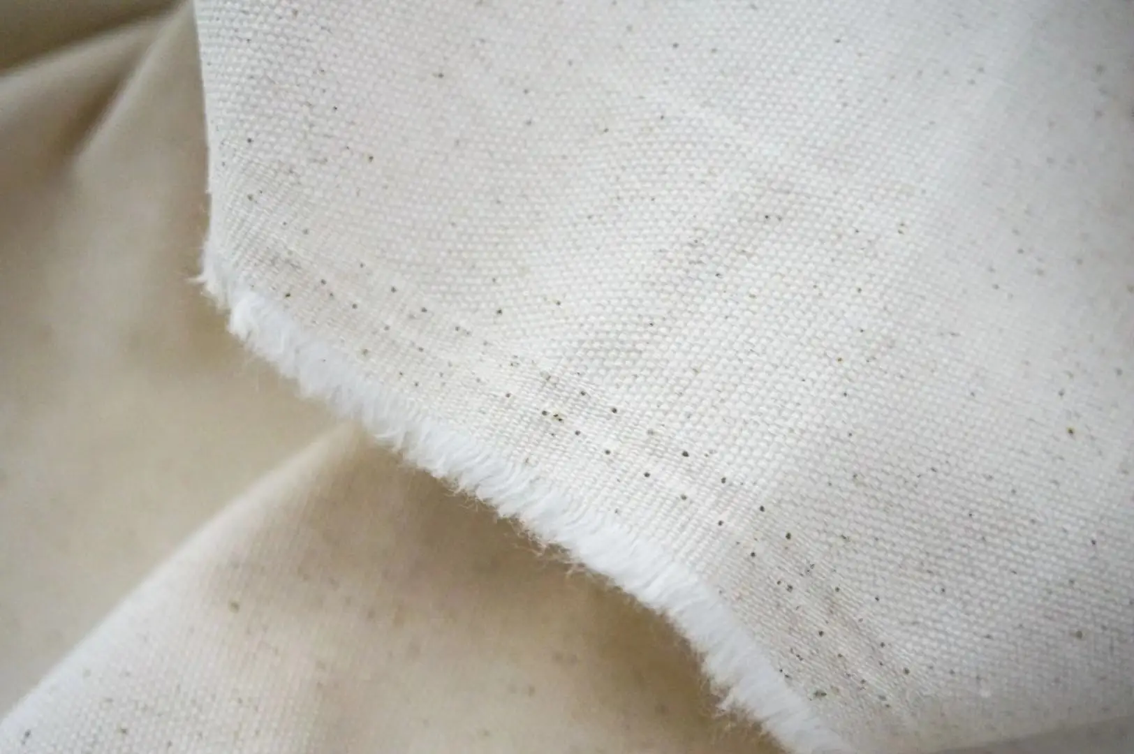 

Zihuan Home Washed Pure Color Linen Fabric Thick Handmade Home DIY Cotton Material One Meter 450 Grams Sponge Pad