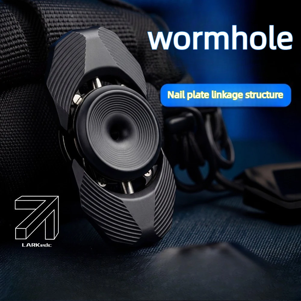 LARK EDC Wormhole Bilobal Armor Linked Mechanical Metal Fidget Spinner Desktop Decompression Toy