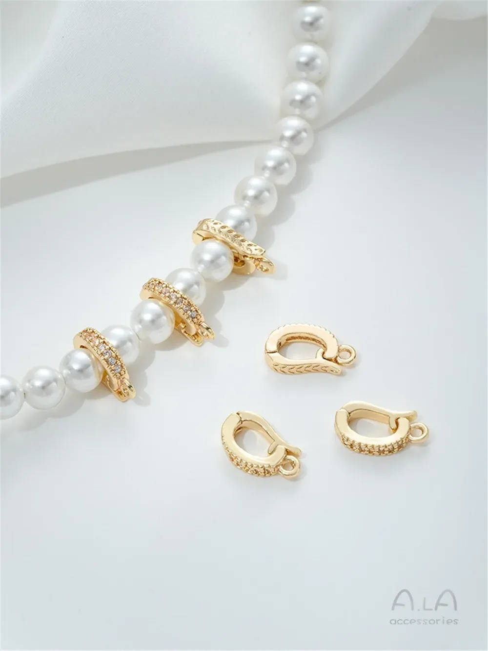 Cierre colgante Universal de circonio incrustado de oro de 14K, cierre de collar de Jade de cristal de perla, accesorios de joyería hechos a mano Diy