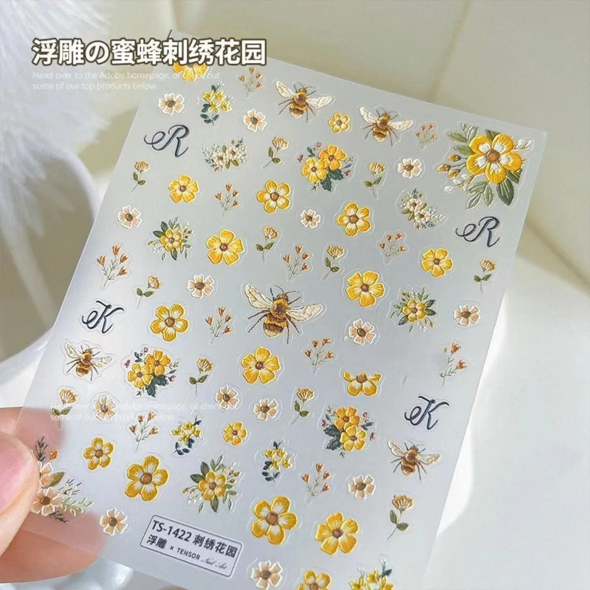 

Вирусные цветочные наклейки для ногтей с пчелами, 1 шт., 3D рельефные, садовые, вышитые, самоклеящиеся, водонепроницаемые стикеры для декора ногтей