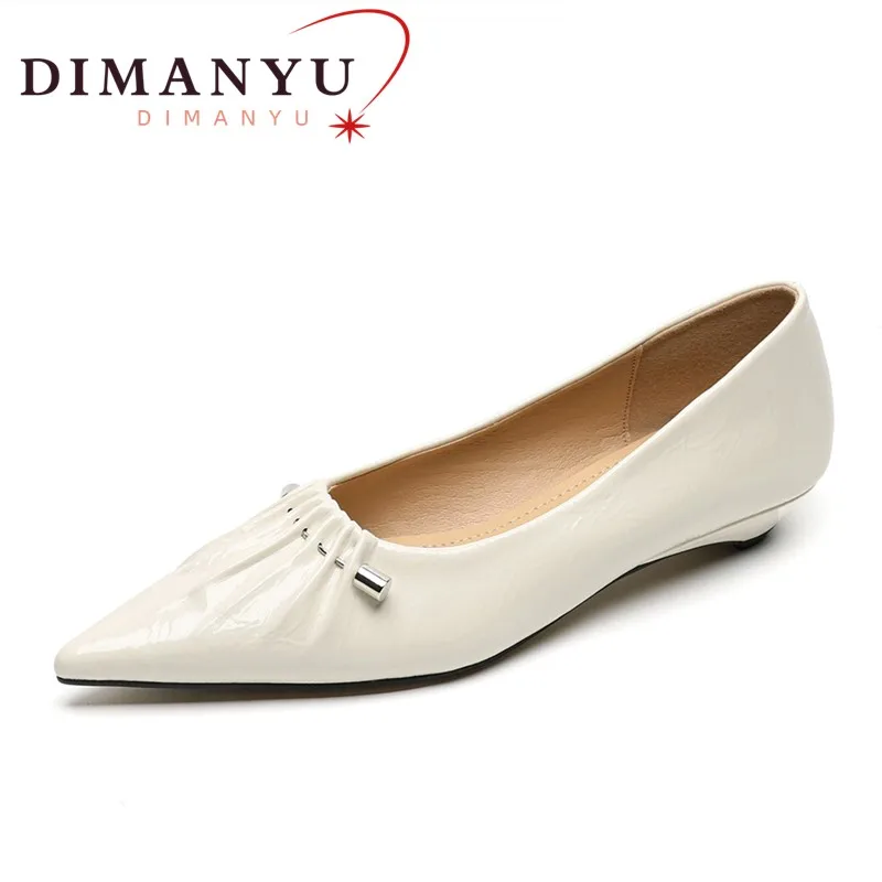 

Ladies Shoes Pointed Toe 2025 Fall Low Heel Shoes Women Large Size Shallow Pleated Scoop Shoes Women Temperament Commuter Women
