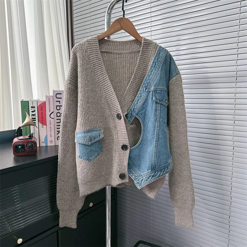 Pull au Design irrégulier pour femme, manteau d'automne et d'hiver, nouvelle Version coréenne d'épissure en Denim, Cardigan tricoté de Style ample et paresseux