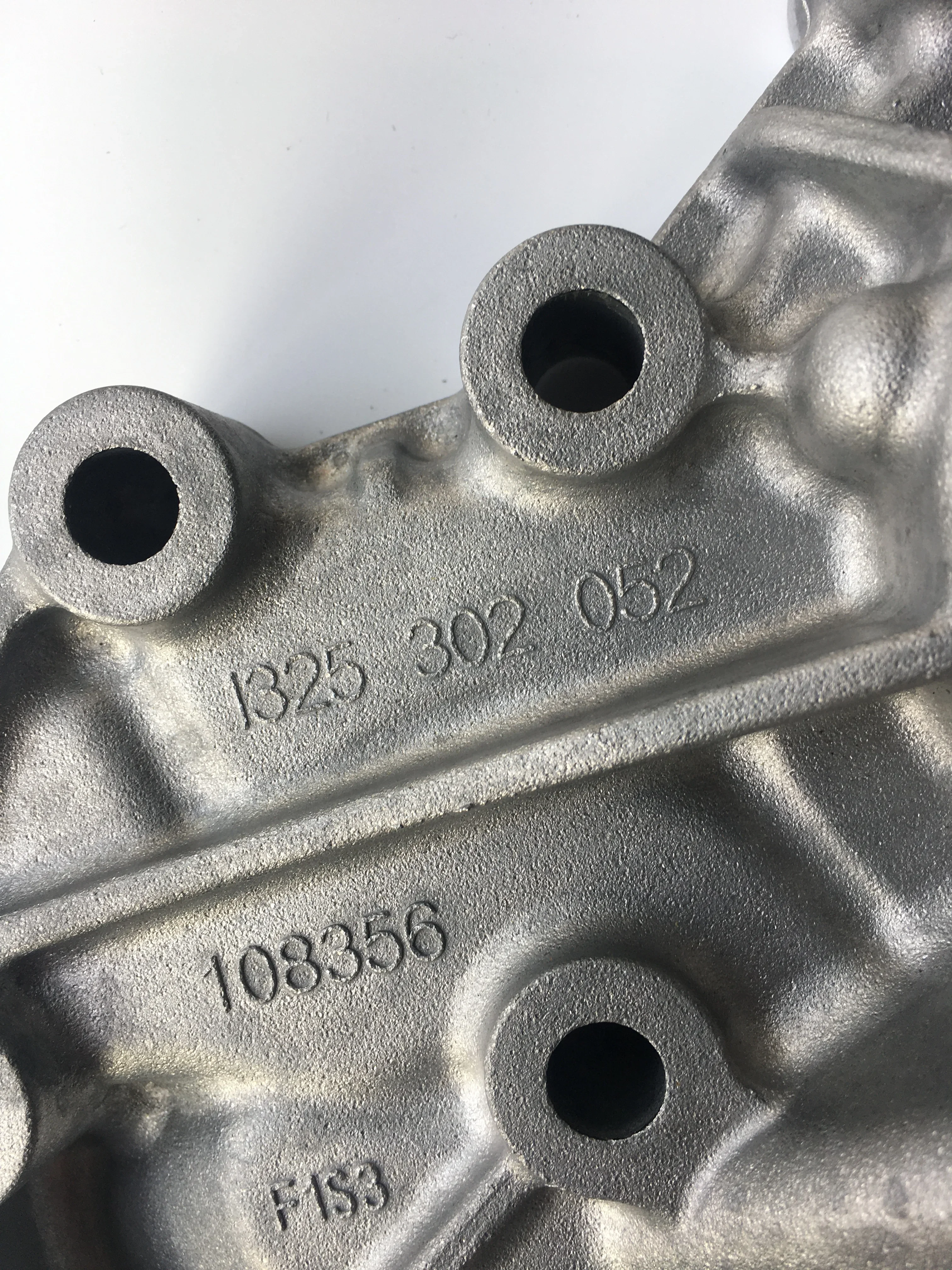 Truck 16 speed 16S2531  mechanical manual transmission transmission oil pump parts housing 1325 302 052