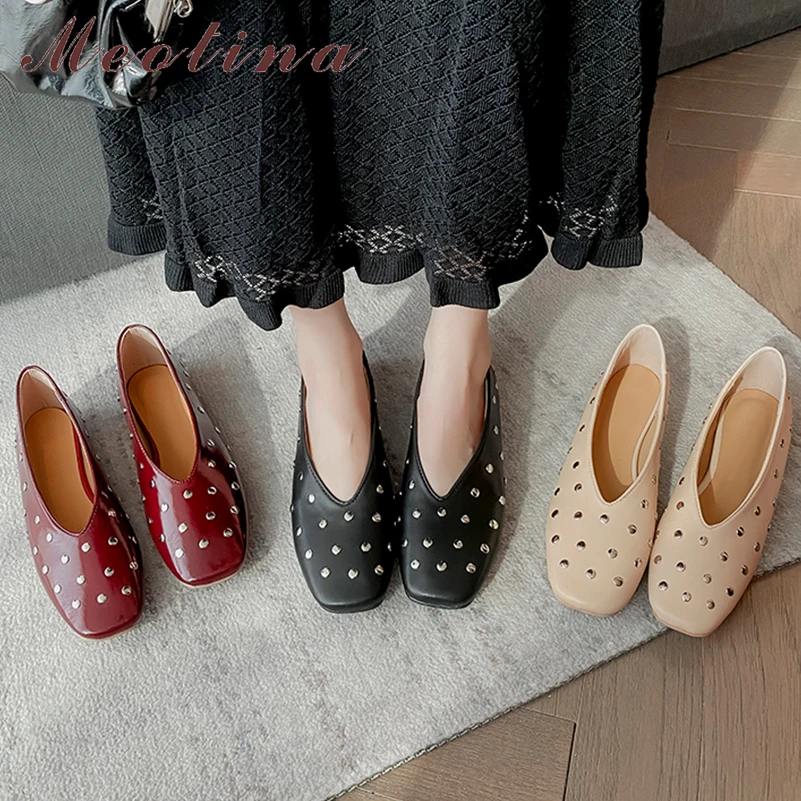 

Женские туфли Meotina из натуральной кожи на плоской подошве с квадратным носком и заклепками, лаконичный дизайн, модная повседневная обувь для женщин, весна-осень, бежевый, красный, размер 43