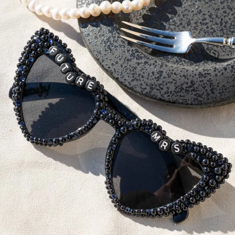 Black Bridesmaid Pearl Heart Shaped Sunglasses, Pearl Custom/Personalised Bride, Heart Sunglasses Babe & Bride Sunglasses