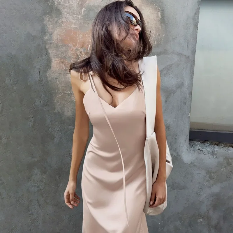 

Ticketsx Lace Patchwork Maxi Dress Women New V Neck Contrast Backless Slim Halter Dress Elegant Female Party Clubwear Dress