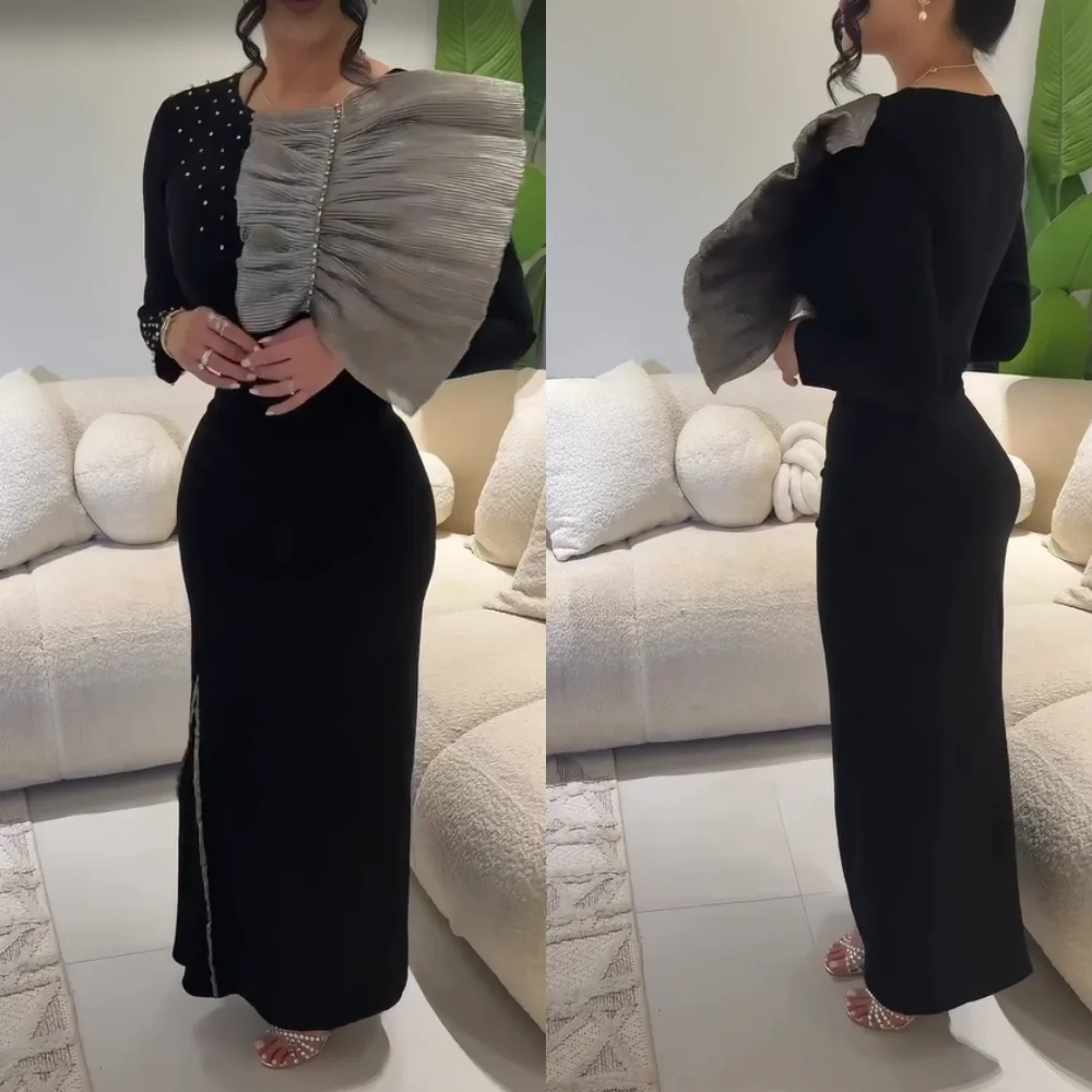 تخصيص مطابقة جيرسي الطية مطرزة مستقيم س الرقبة فساتين متوسطة الطول مناسبة مخصصة رائعة للجنسين