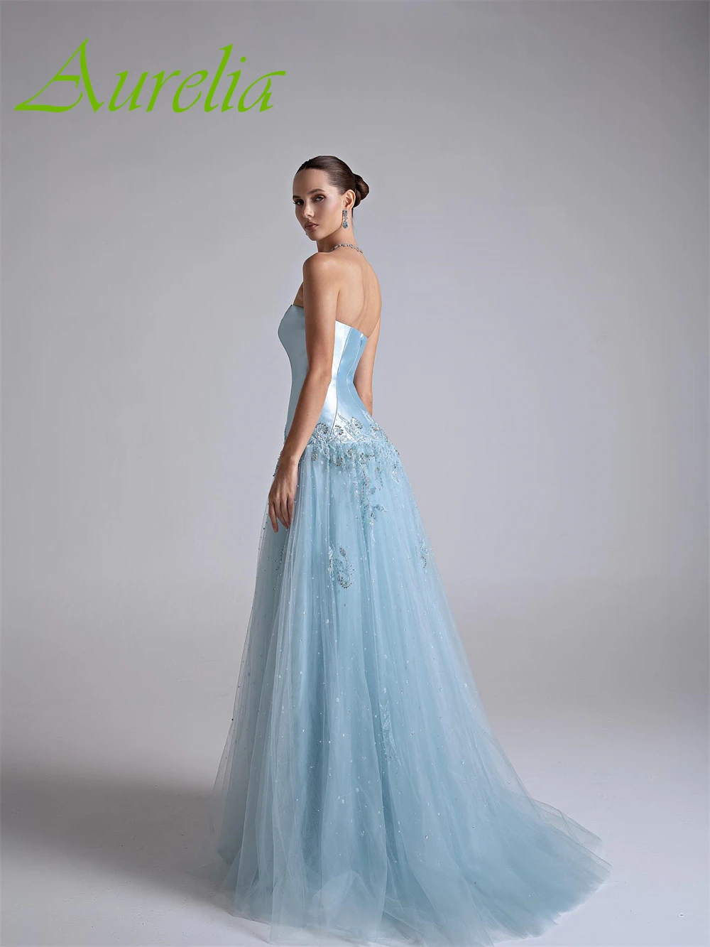 

Customized Elegant Strapless Satin Evening Dress Delicate Sweep Train Prom Dress Temperament Sleeveless Special Occasion Gown