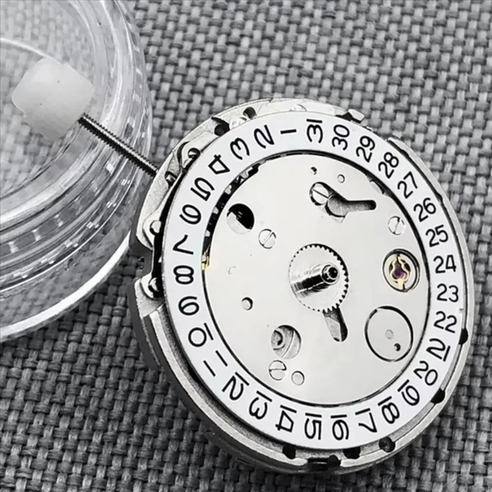 White Movement 2813 Watch Movement 3 Pin Design 3 Hands Watch Movement Replacement Automatic Mechanism Single Calendar