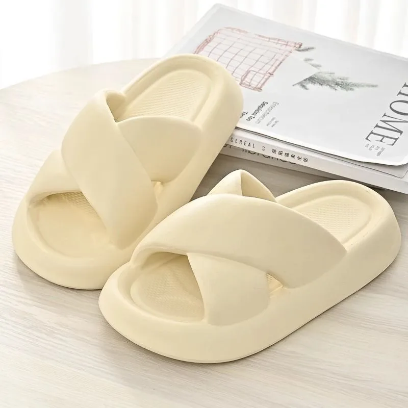 

Семейные стерео милые тапочки для ванной комнаты, мягкая подошва, утолщенные летние пляжные нескользящие домашние женские тапочки с крестом, удобные eva2025