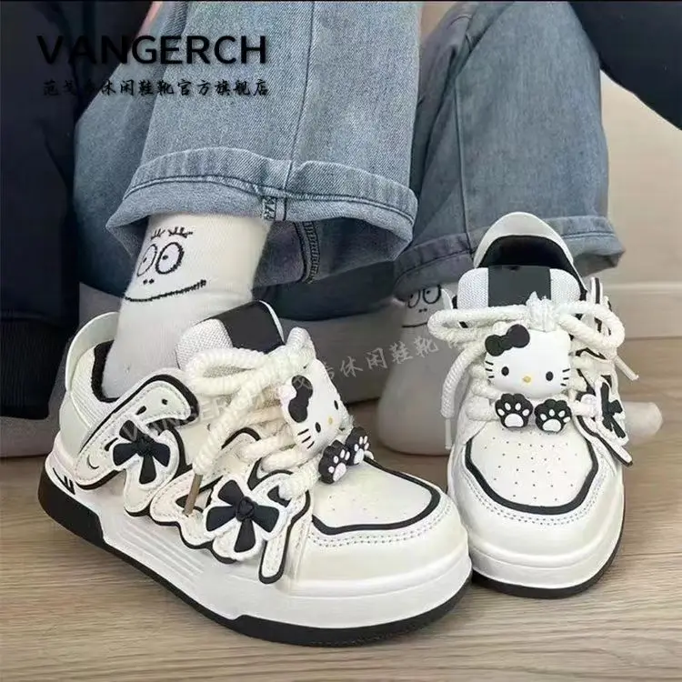 2024 New Hello Kitty Board Shoes Sanrio Kawaii Anime White Shoes Girl Heart Sweet Cute Cartoon All-Match Sneakers Gift for Kids