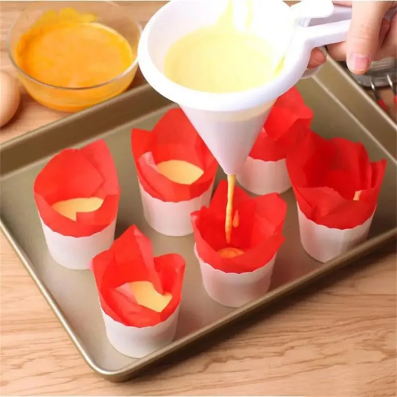 

‌Adjustable Baking Funnel Handheld Pastry Tool for Cream Chocolate Batter Dispenser Cookie Cupcake Mold DIY Baking Supplies