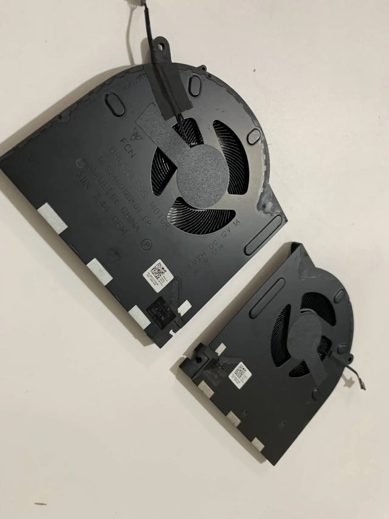 Laptop CPU+GPU Cooling Fan for DELL Alienware M17 R3 M17 R4 RTX20 RTX30 0CNV63 0H5TYJ