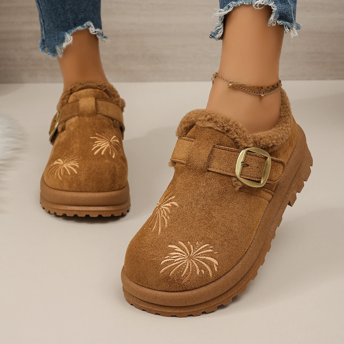 Fashion New Suede Buckle Warm Flat Slippers for Winter Round Toe Thick Sole Non-slip Sexy Comfortable Casual Cotton Drag Women