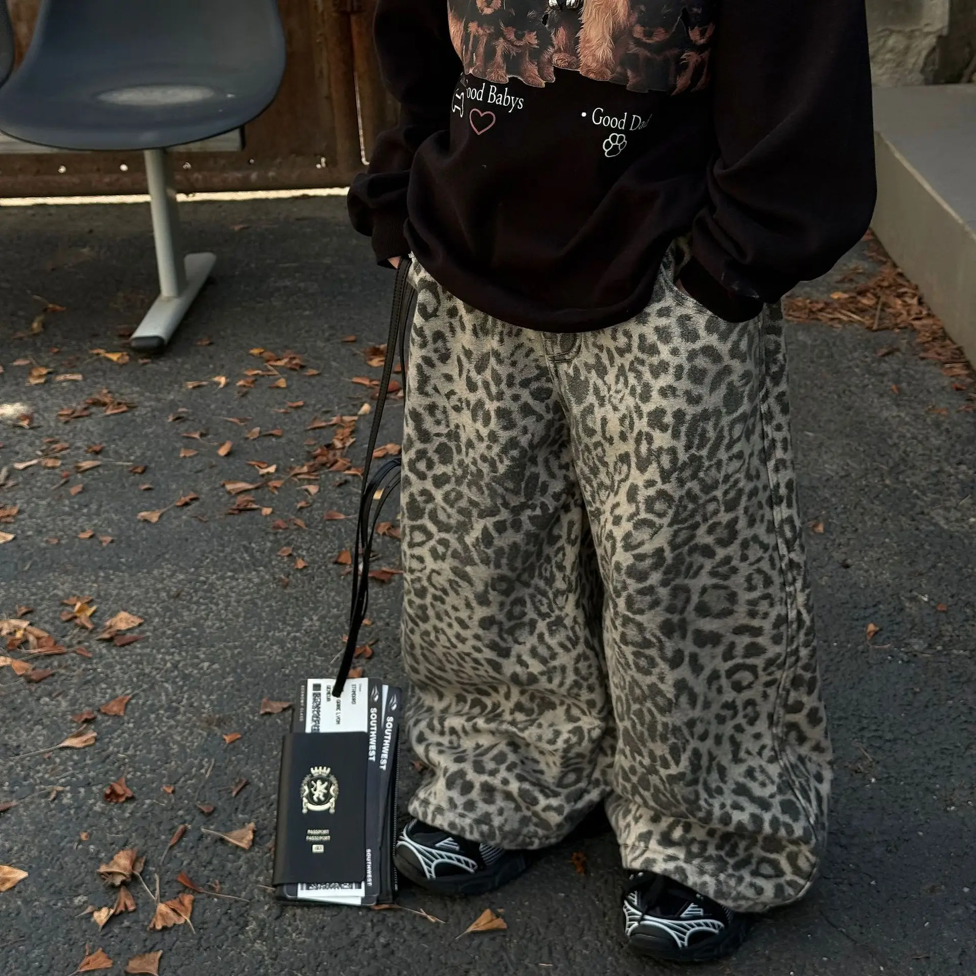 

Children Clothes Kids Casual Denim Pants New Winter 2025 American Retro Street Style Fleece Leopard Print Boys Warm Trousers