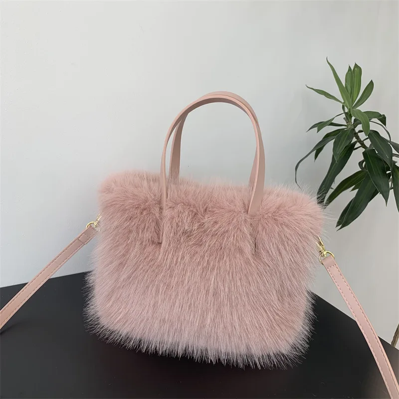 

Plush Fashion Cute Handbag Faux Fox Fur Women Bag For Girls Shoulder Bag Armpit Handbag Lightweight And Durable Gift Forgirls