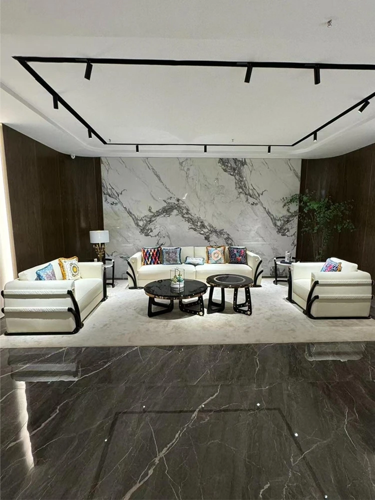 

Italian light luxury modern simple villa luxury living room furniture high-end model home straight row leather butterfly sofa