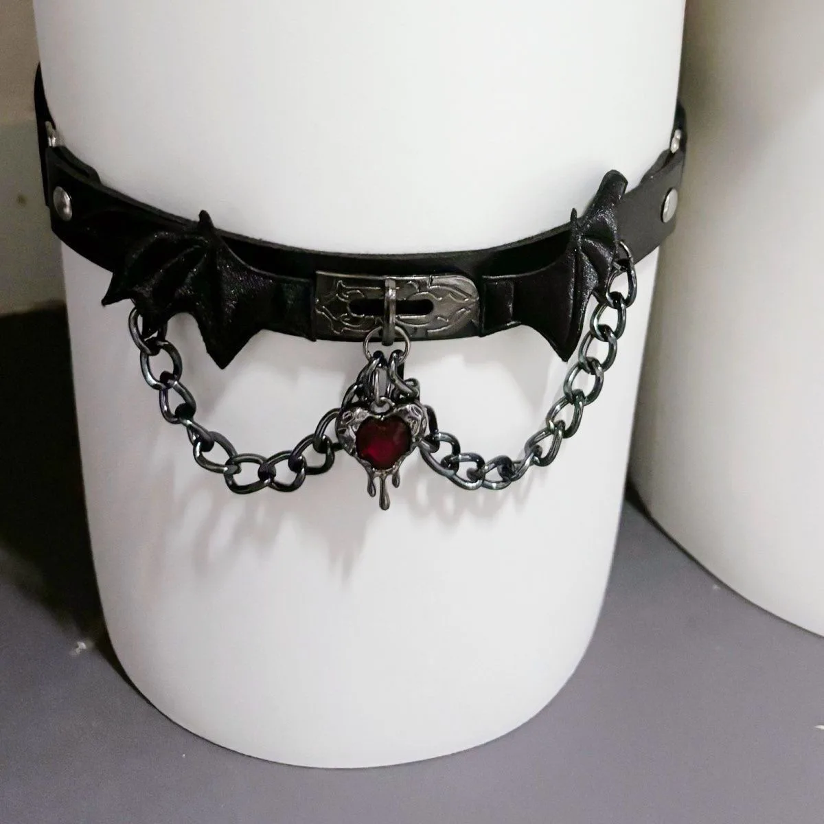 Косплей Lolitay2k, темная цепочка, кожаная заклепка, готическая субкультура, пояс с подвязками, горячая девушка, бедра