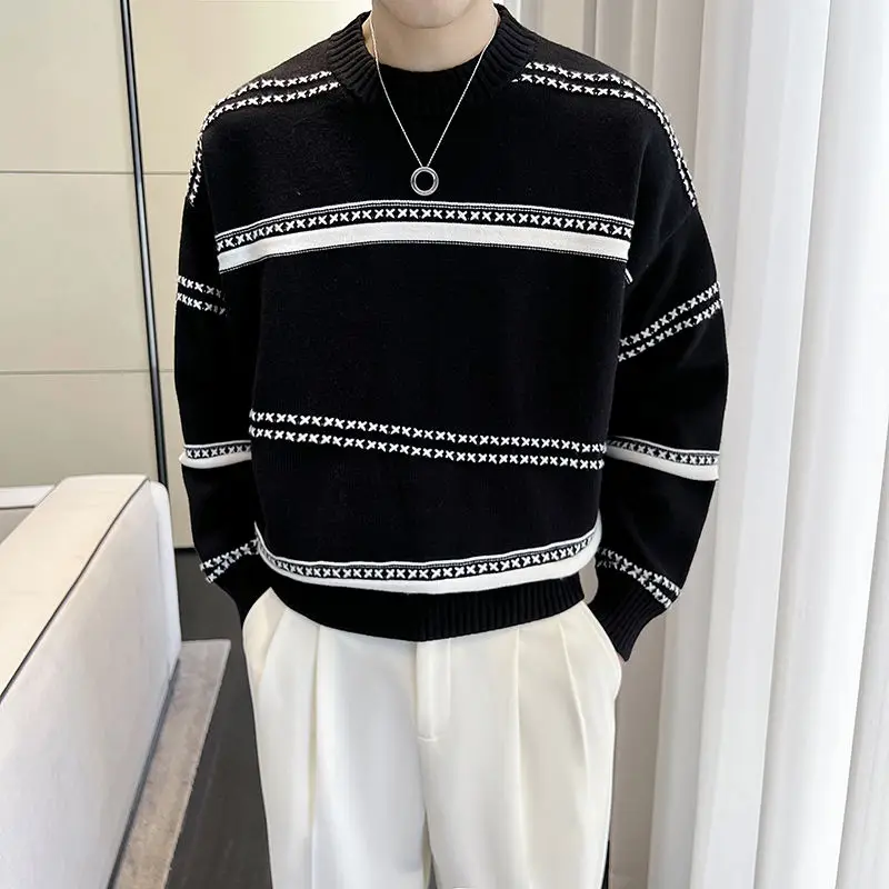 Korean Striped Knitted Pullovers Autumn Winter New Casual Contrasting Colors Men's Clothing Stylish Spliced Round Neck Sweaters