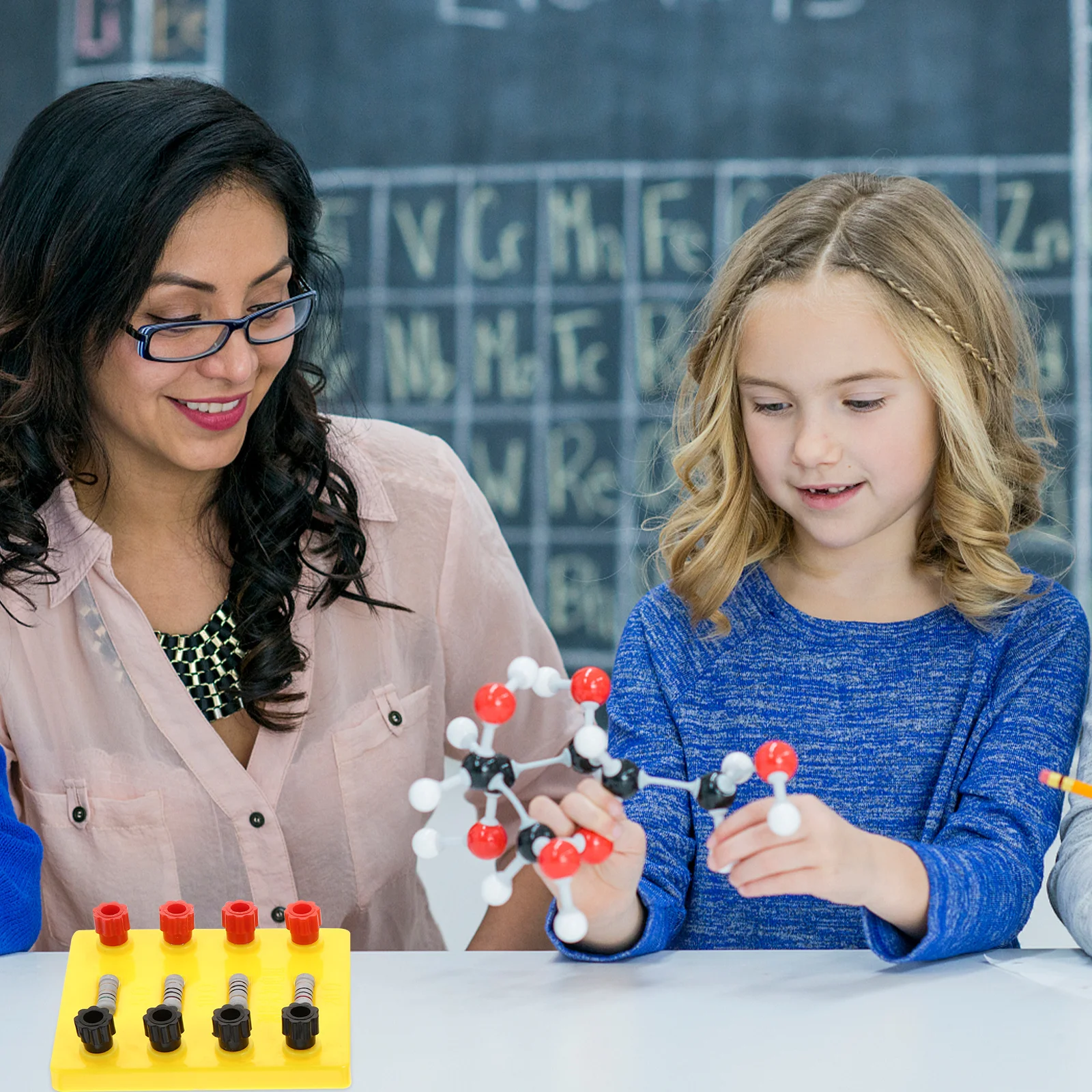 

2Pcs Experimental Resistor Fixed Value Physics Teaching Aid Electricity Experiments Students Experimental Lab Instruments