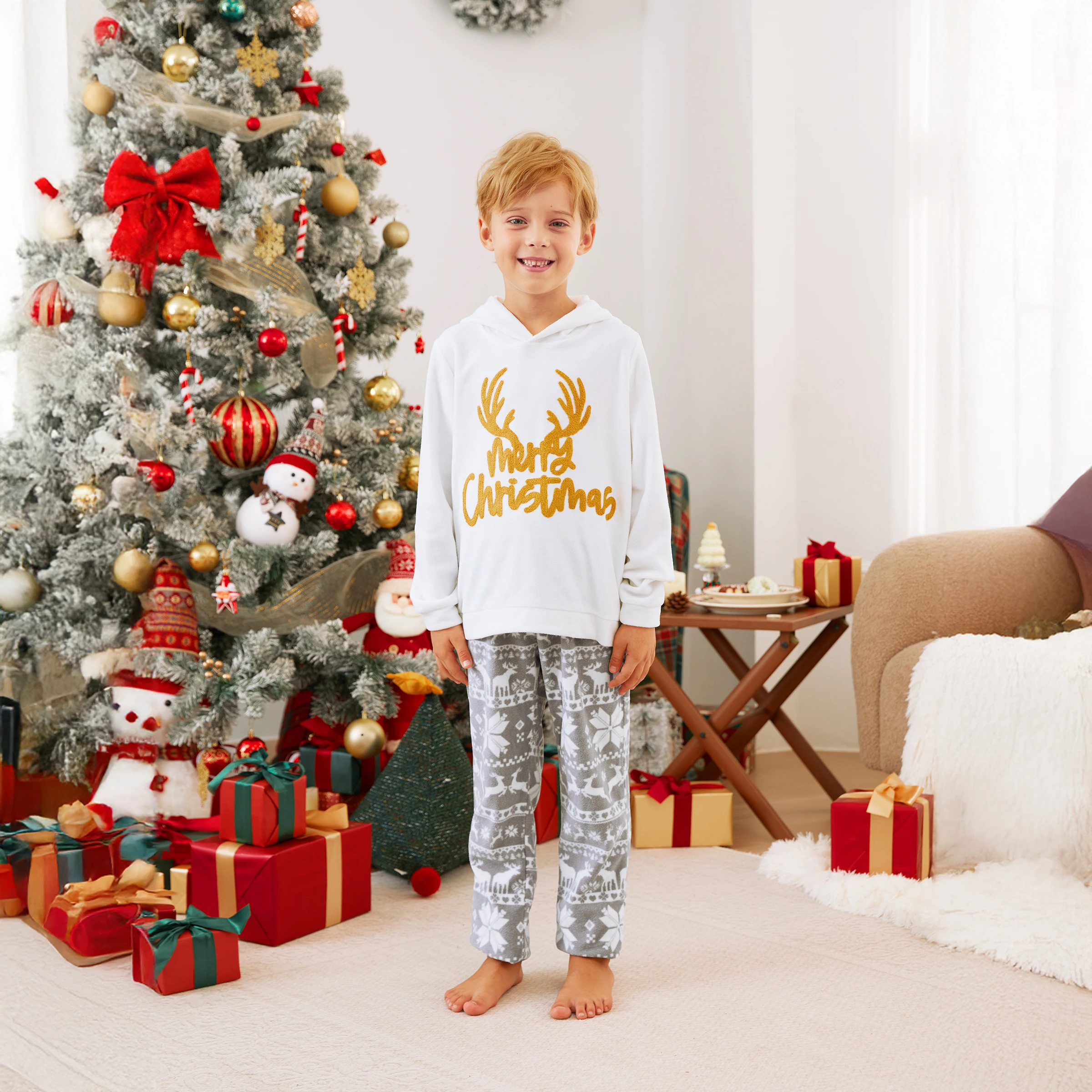 PatPat Christmas Family Matching Letters Embroidered Long-sleeve Hooded Fleece Pajamas Sets