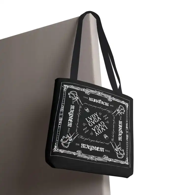 Bolso Tote con Diseño de Bandana Mayhem, Bolso de la Gira Cavan Mayhem, Diseño Gráfico Opera Haus, Bolso de Hombro con Gráfico Little Monster