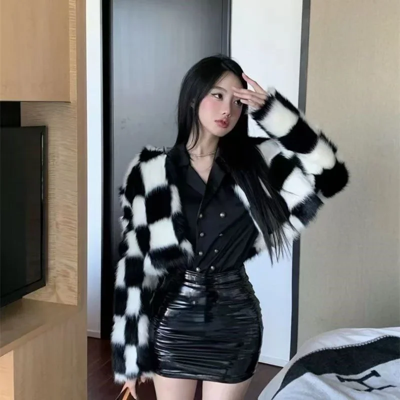 Winter Coat for Women Faux Fur Coats Jackets Warm Korean Fashion Black and White Checkerboard Streetwear Tops New