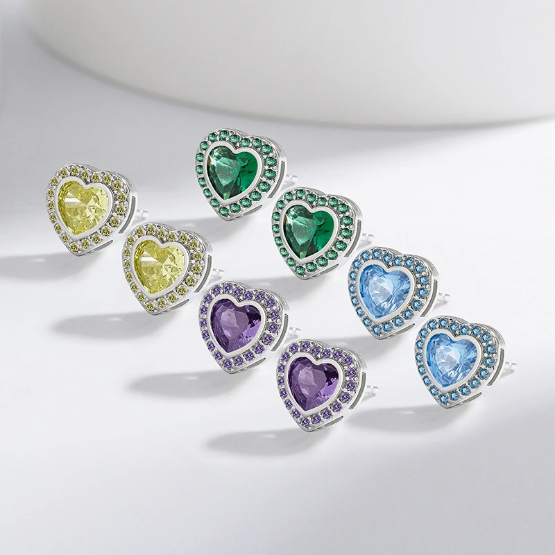 

Dainty heart-shaped 925 sterling silver earrings - Cute heart shape. Fashionable hip-hop party ear jewelry for ladies.