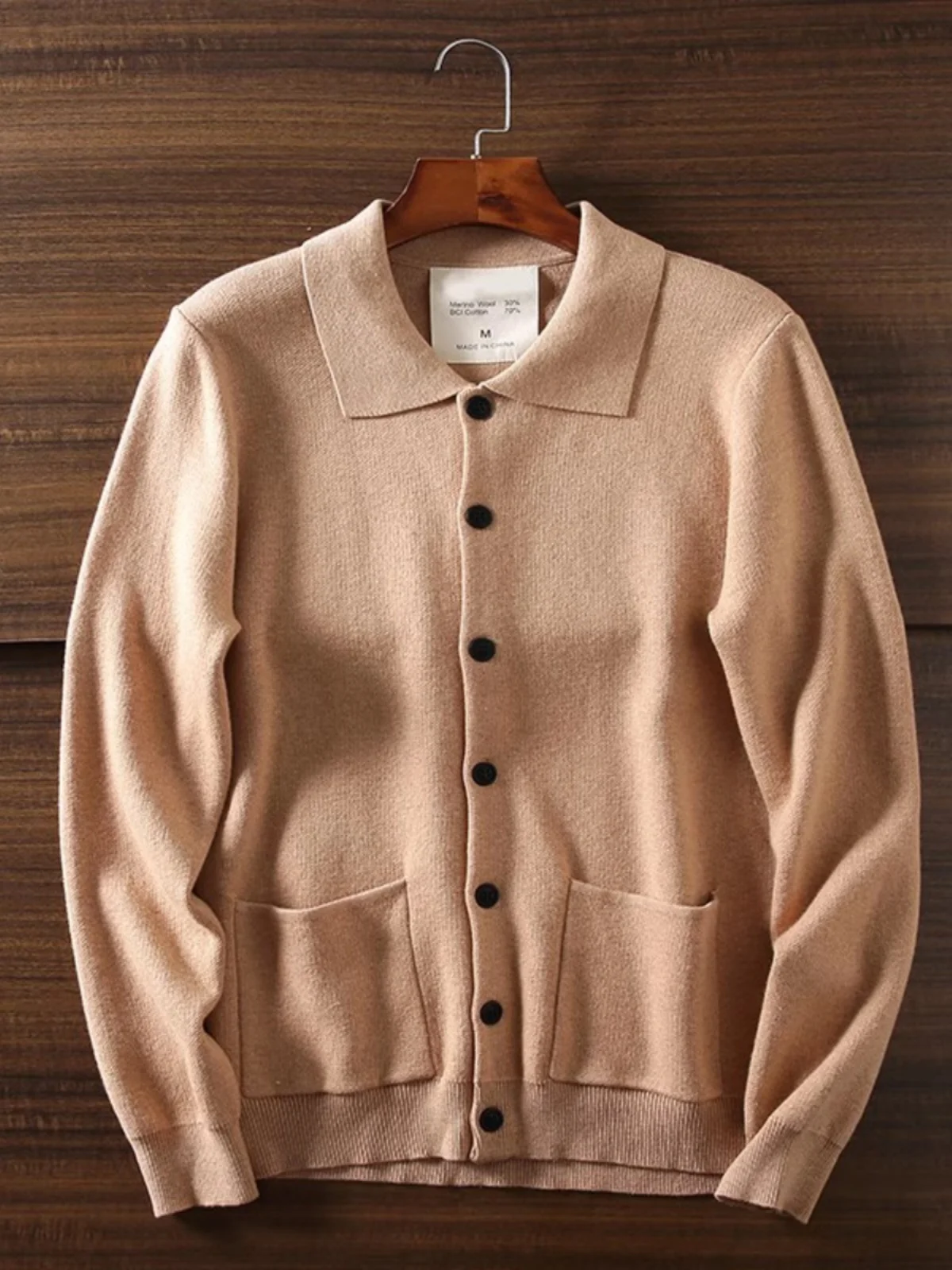 

Royal Approval Merino Wool Knitted Cardigan Sweater for Men Ele Turn-down Collar Autumn Winter Outerwear Long Sve V-ne