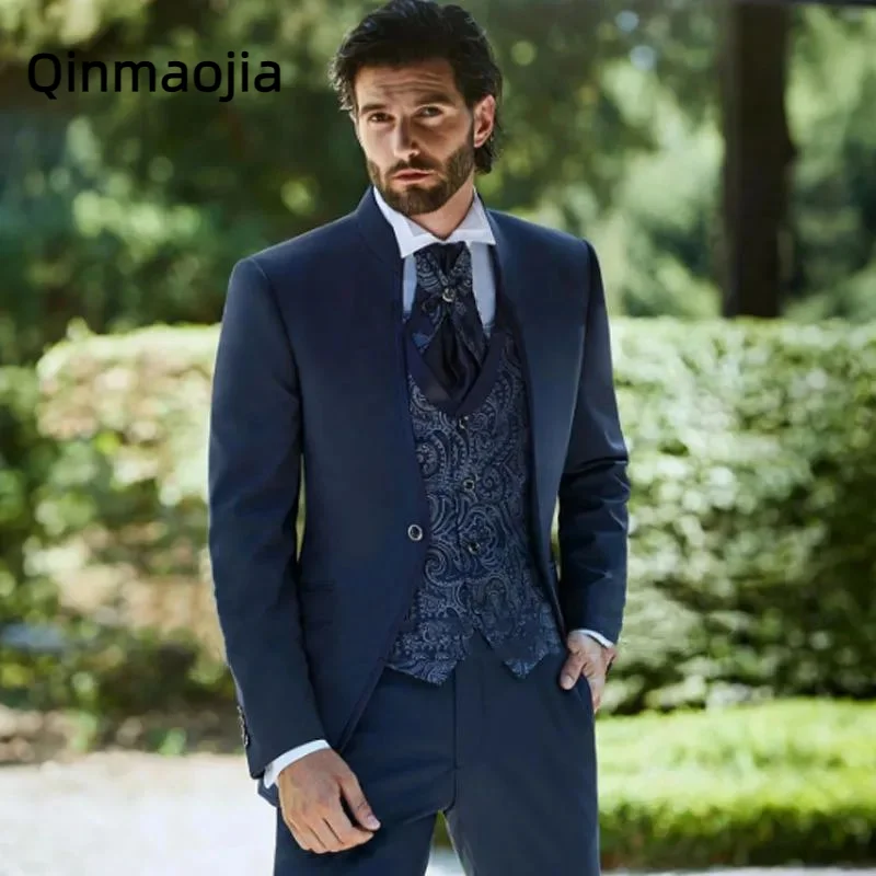 

Handsome Men‘s Wedding Suits Slim Fit Groom Tuxedos 3 Pieces Sets Bridegroom Prom Blazers With Jacquard Waistcoat Pants Costume