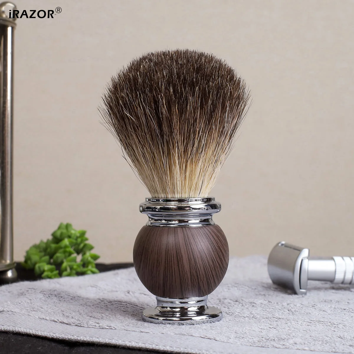 iRAZOR Natural Bristle Men's Shaving Brush Rosewood Grain Handle Classic Barber Razor Accessory for Wet Shave Beard Care Kit